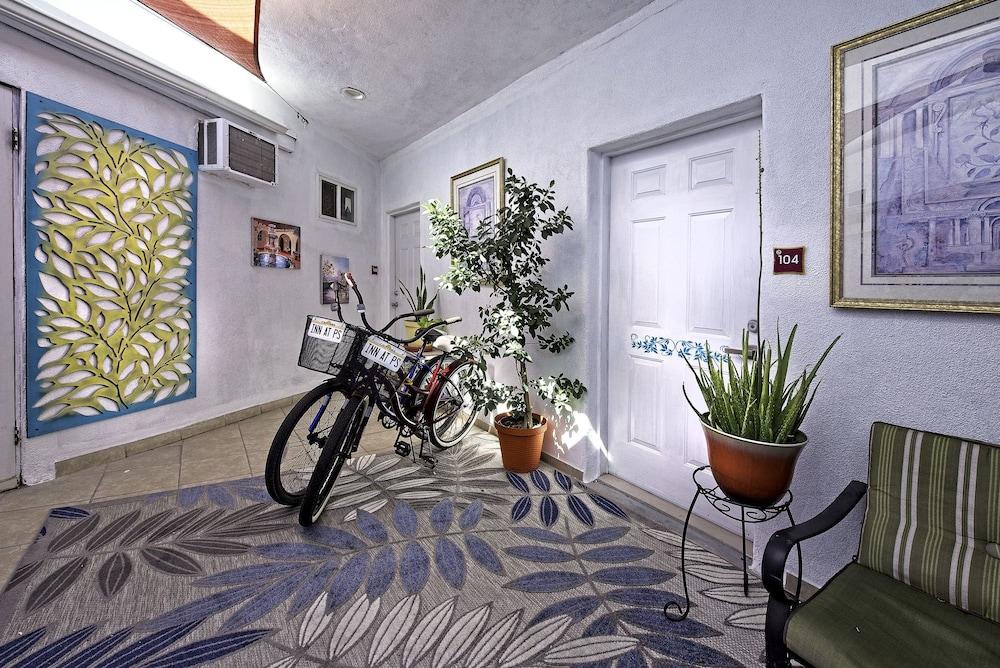 Inn at Palm Springs Bagian luar foto